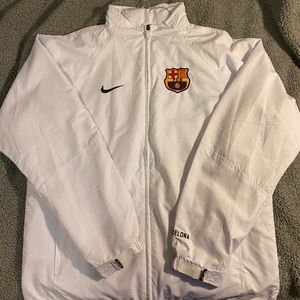 Men’s Nike Barcelona Performance Windbreaker